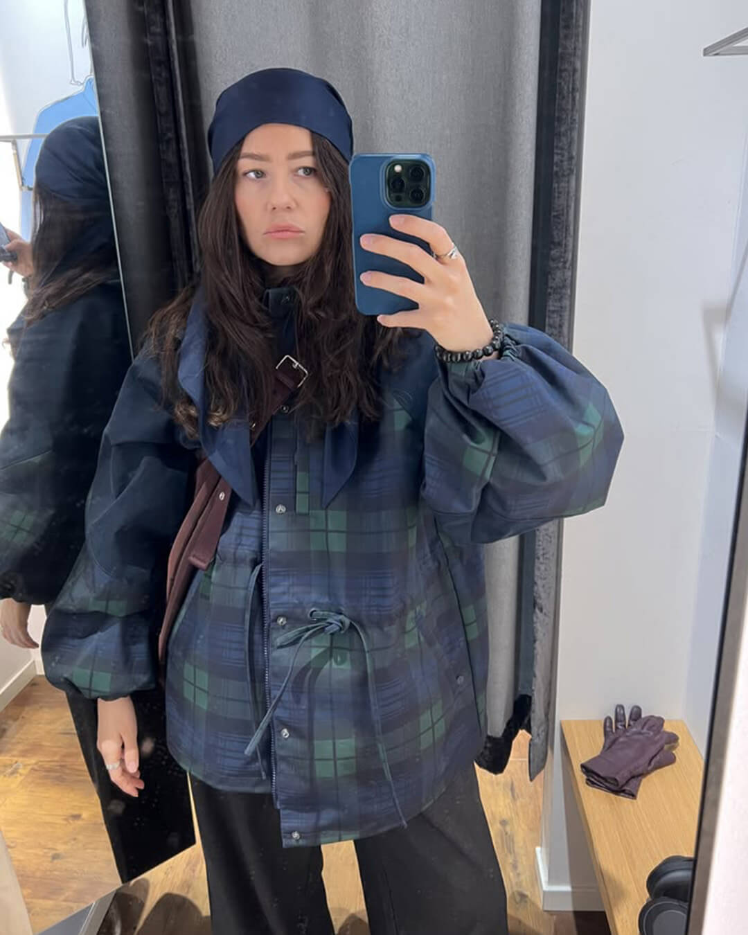 Linda oversized ternet snørejakke