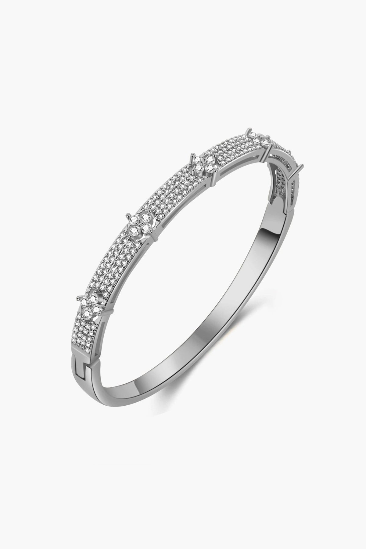 ZEYA - Camille Cuff