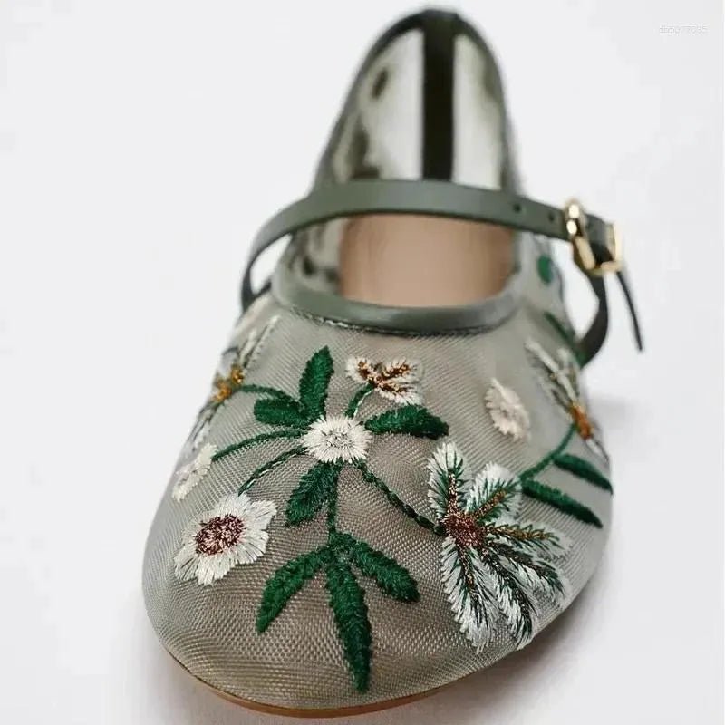 ZEYA - Lisbeth Embroidered Ballet Flats