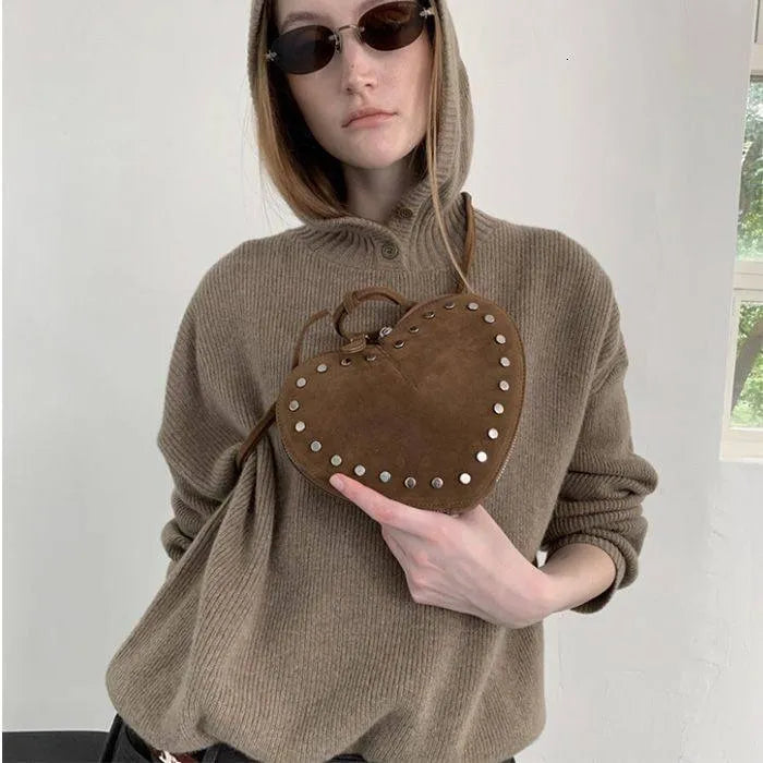 Esther Vintage Crossbody-veske i imitert semsket skinn