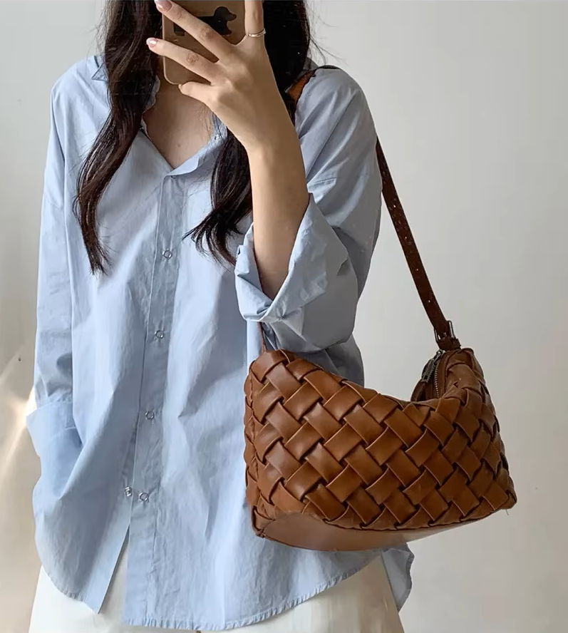 Annie minimalista hobo válltáska