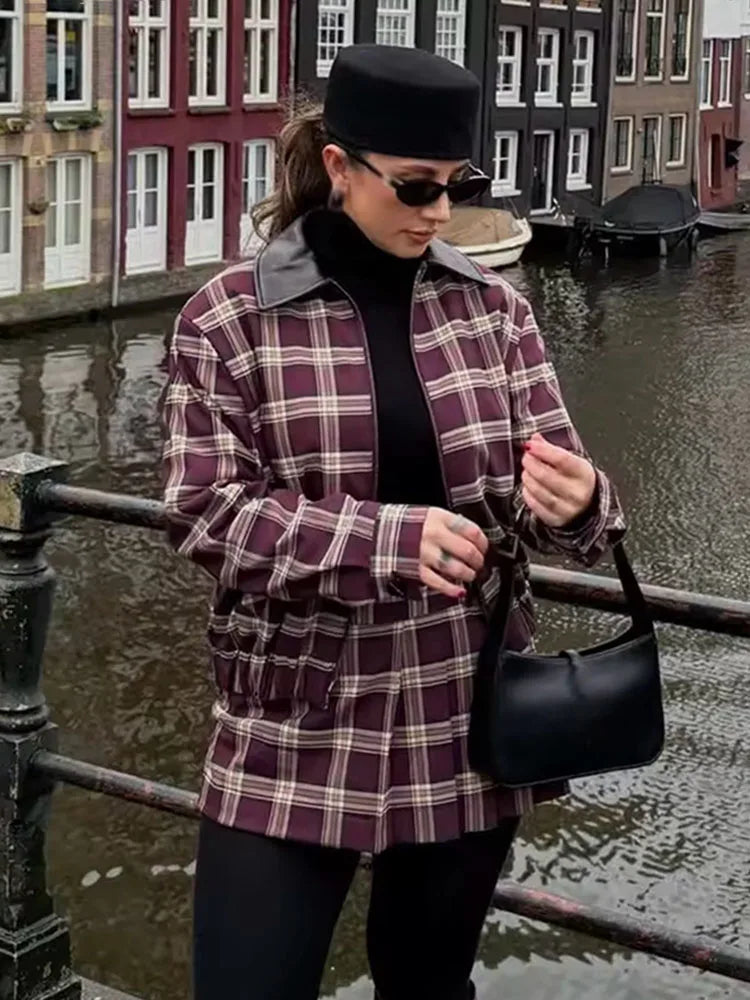 Denise Check Bomber-takki ja hamehousut -setti