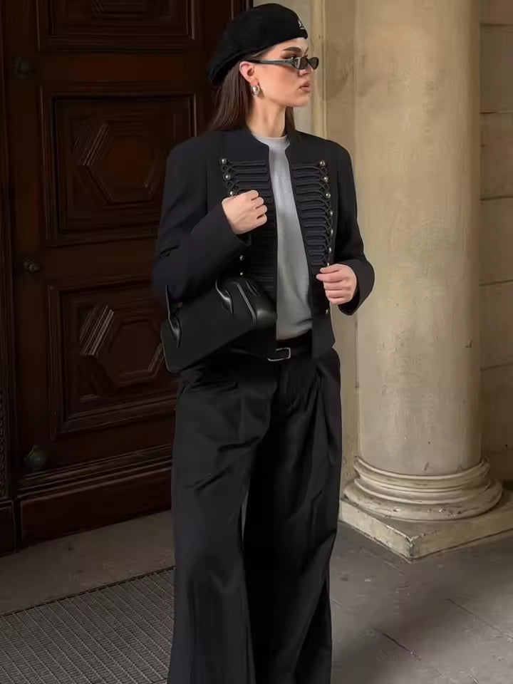 Denise karinė odinė striukė