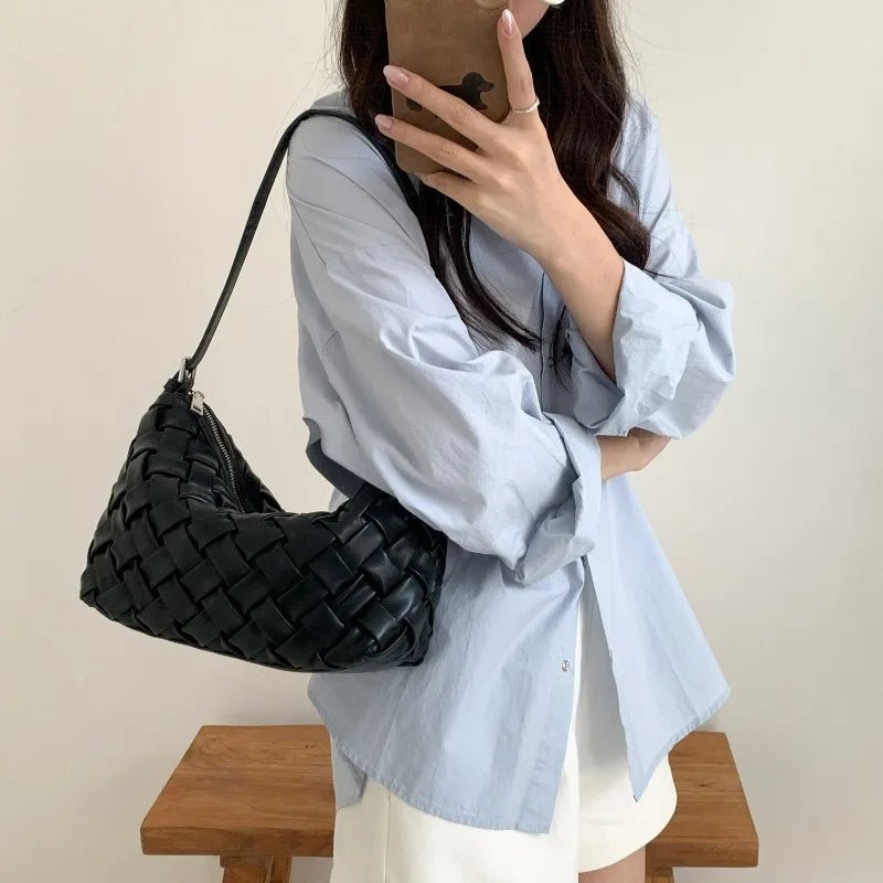 Annie minimalista hobo válltáska