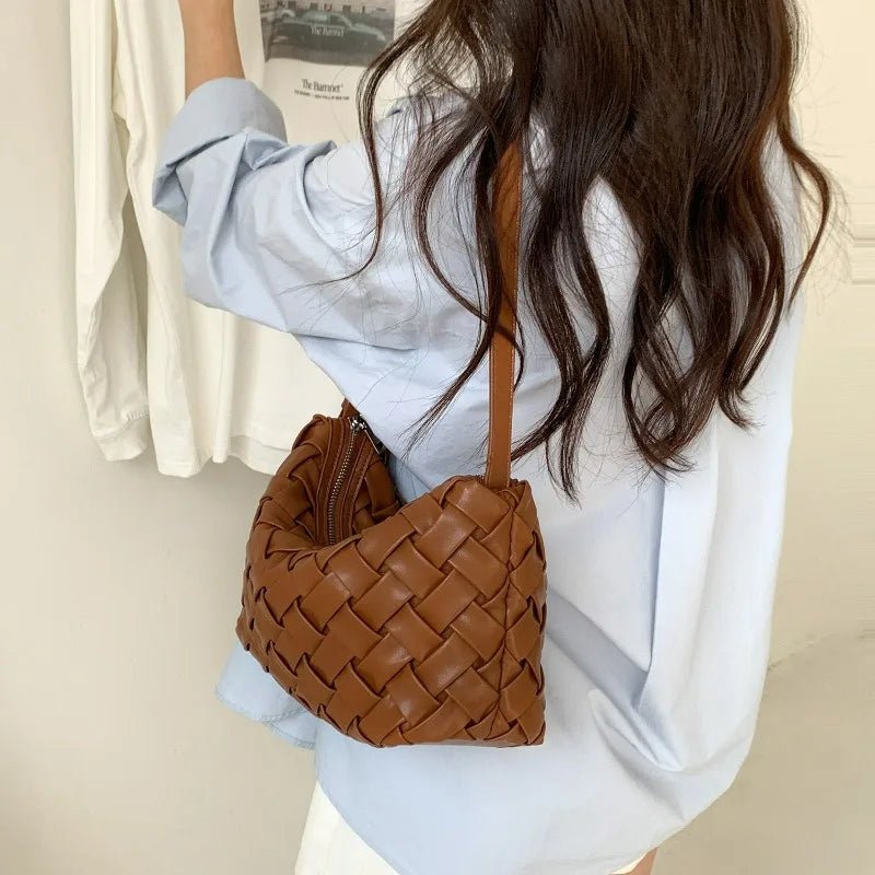 Annie minimalista hobo válltáska