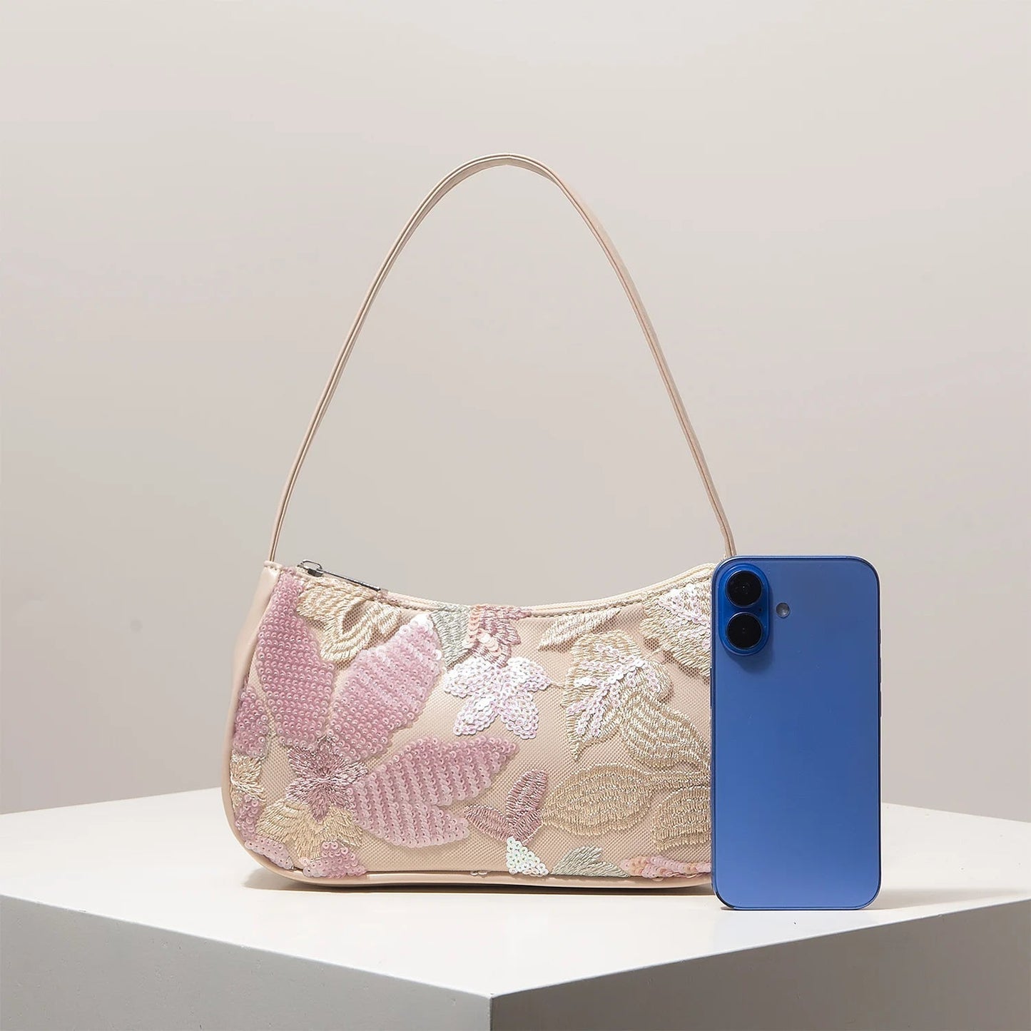 Bolso de hombro Sophia bordado con lentejuelas
