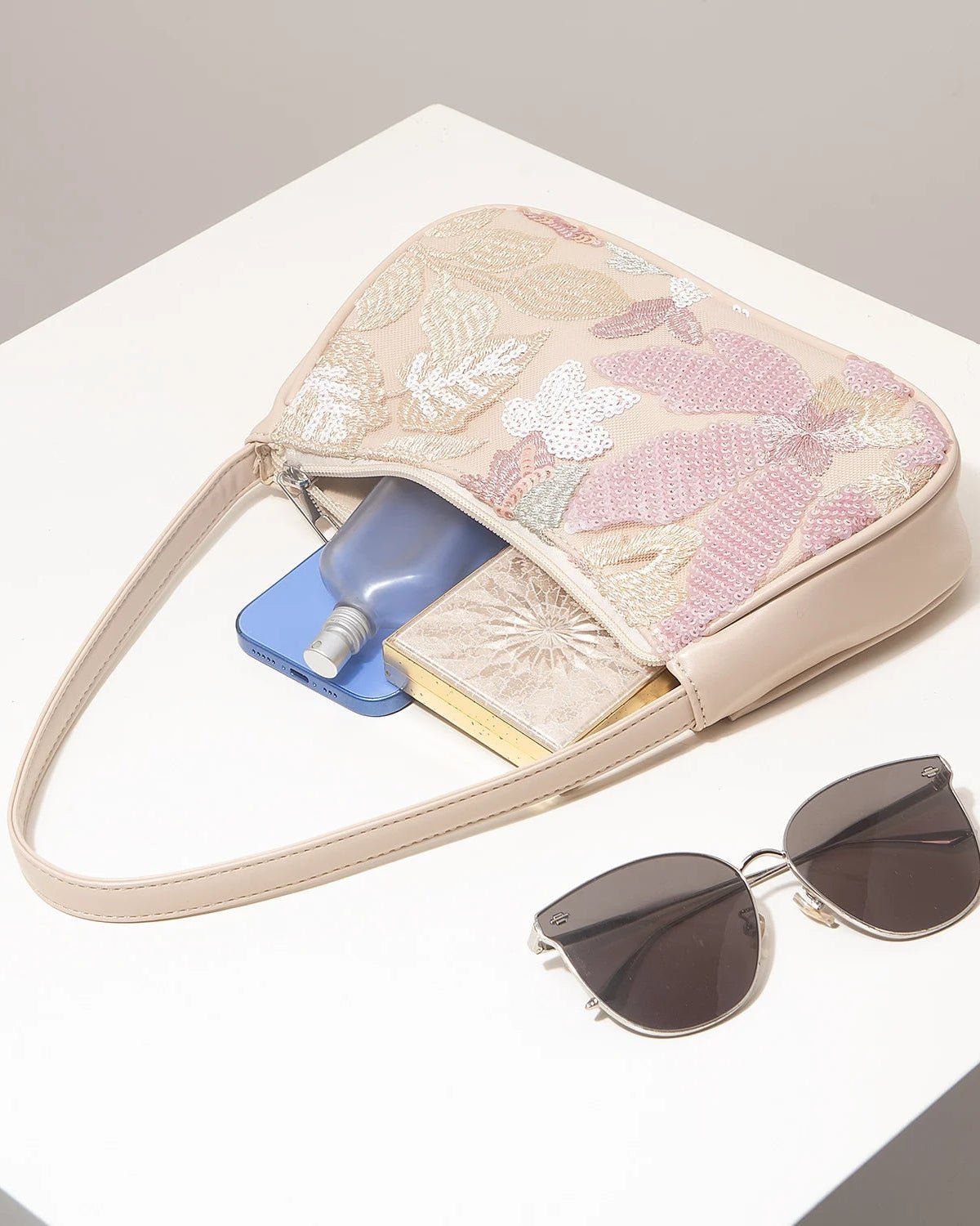 Bolso de hombro Sophia bordado con lentejuelas
