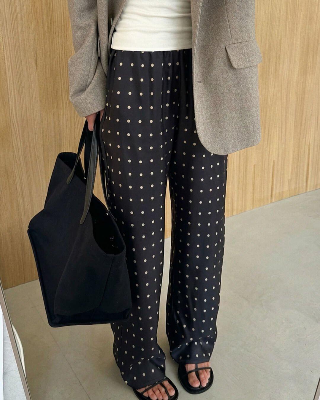 Evita Satin-Hose mit Polka-Dots