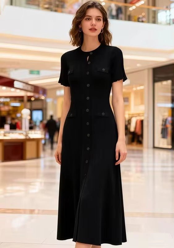 Rochie midi tricotată Margot cu nasturi în față