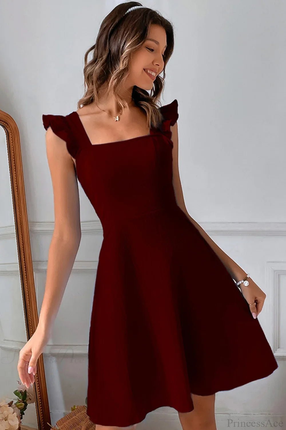 Robe mini Mary à volants et dos noué