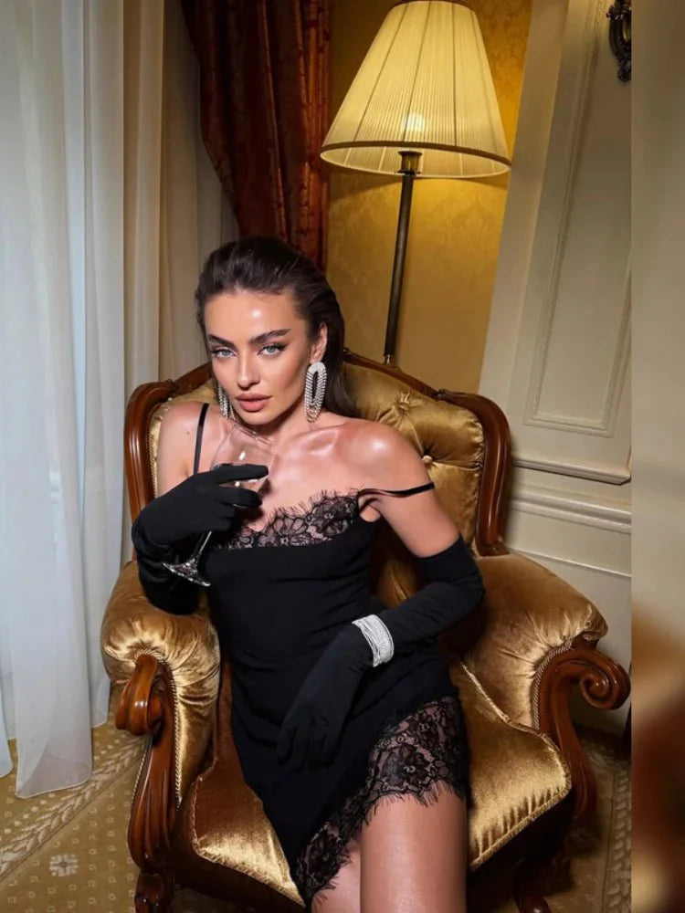 Rochie tip camisole din dantelă Nyla