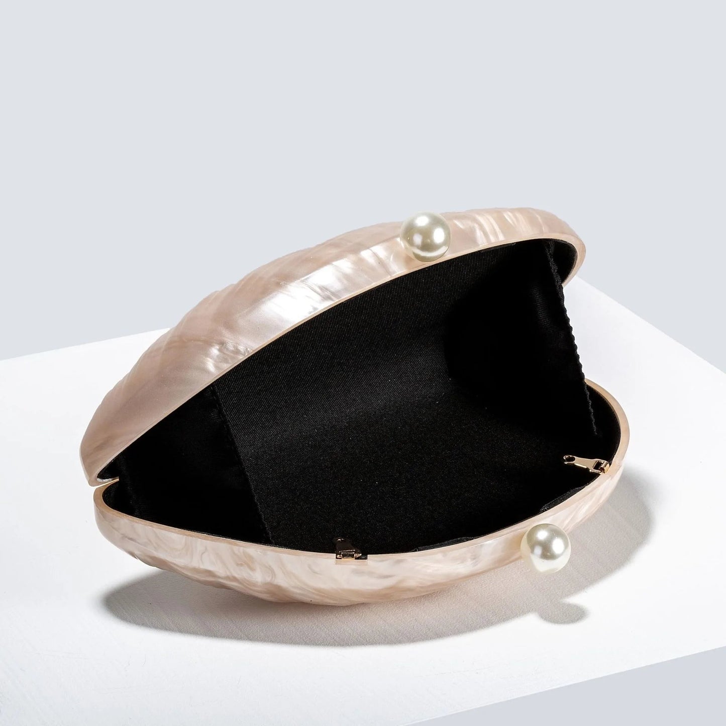 Sophia Muslingekup Clutch