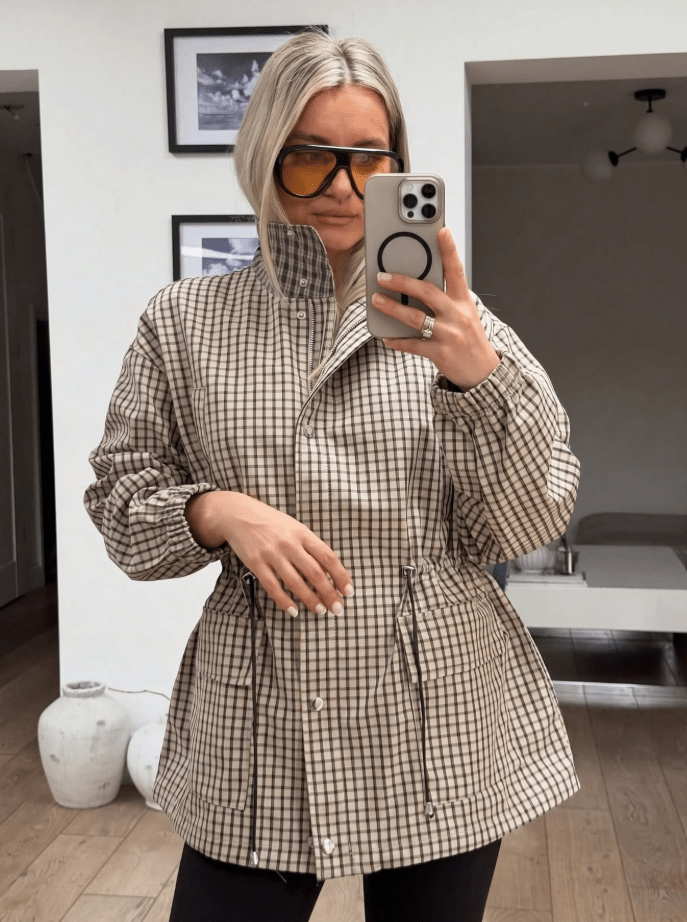 Sarah Vintage Ternet Talje-indtaget Jakke