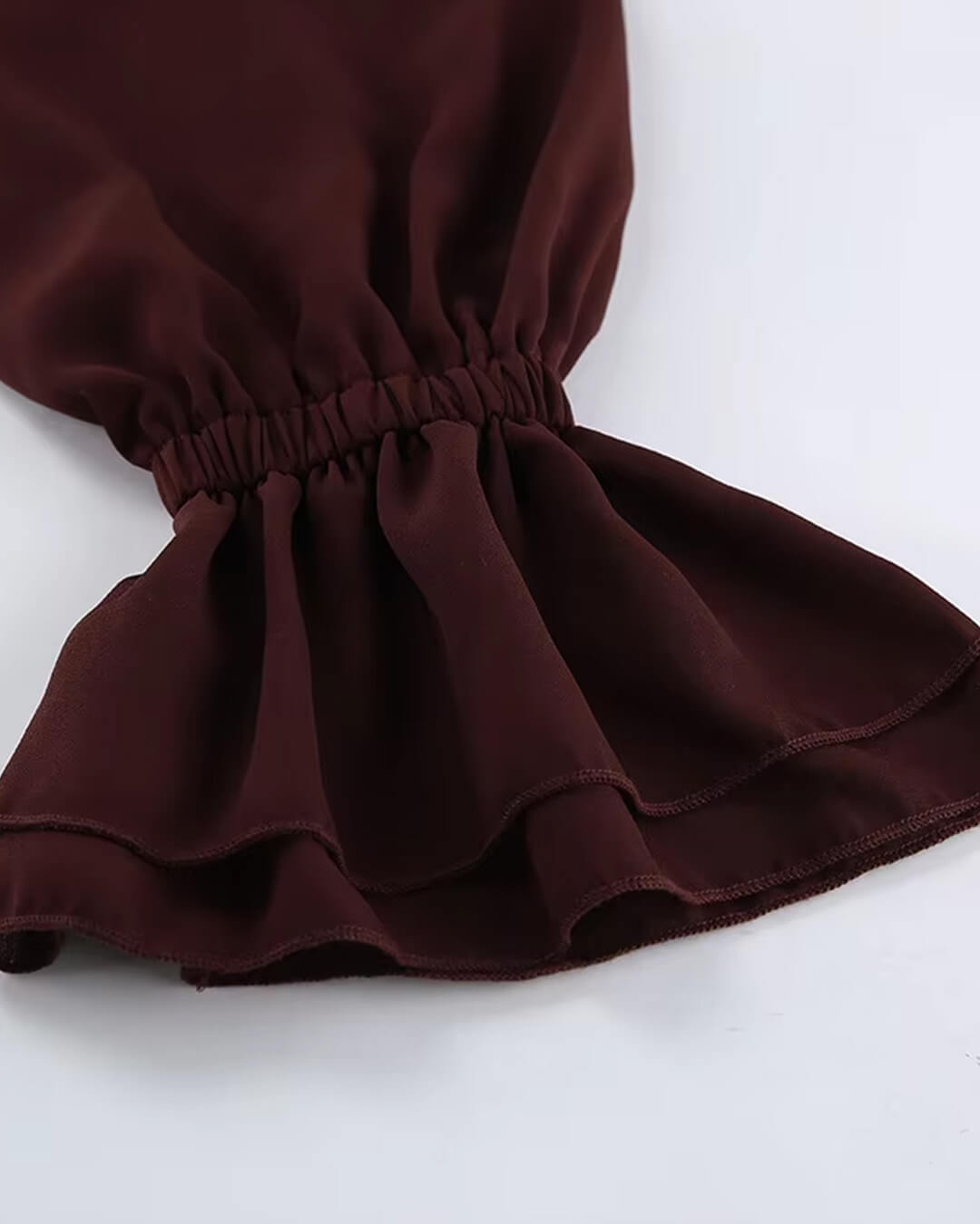 Blusa Monica con fiocco al collo e volant