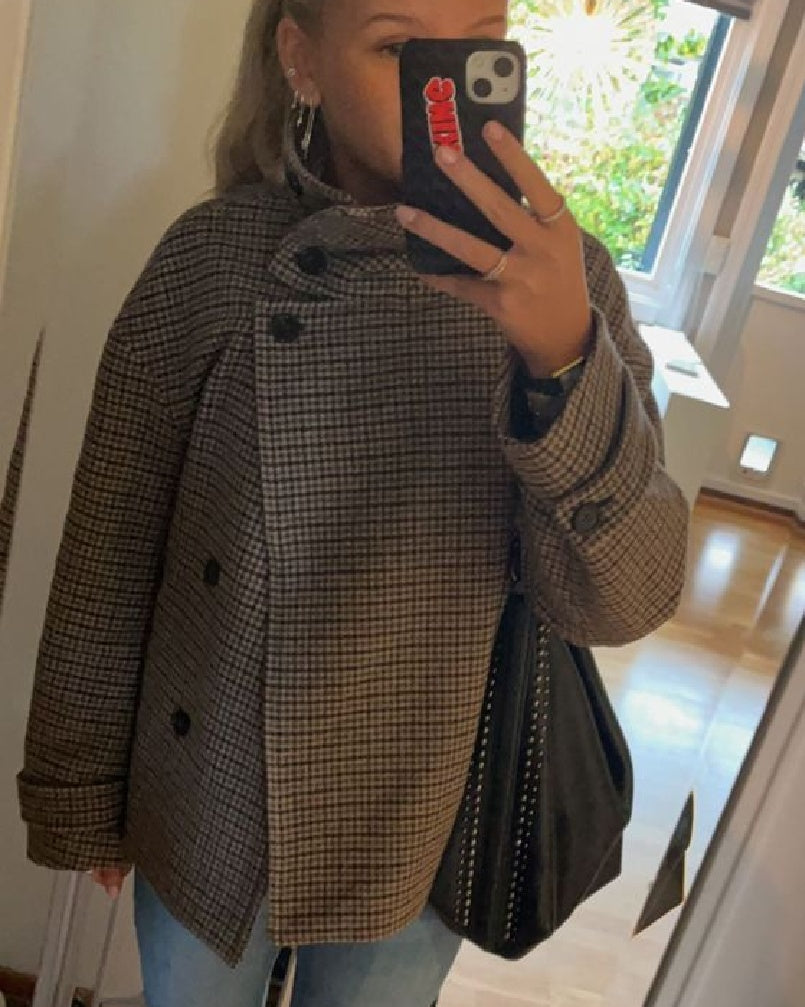 Chaqueta Emilia de pata de gallo con botones y cuello alto