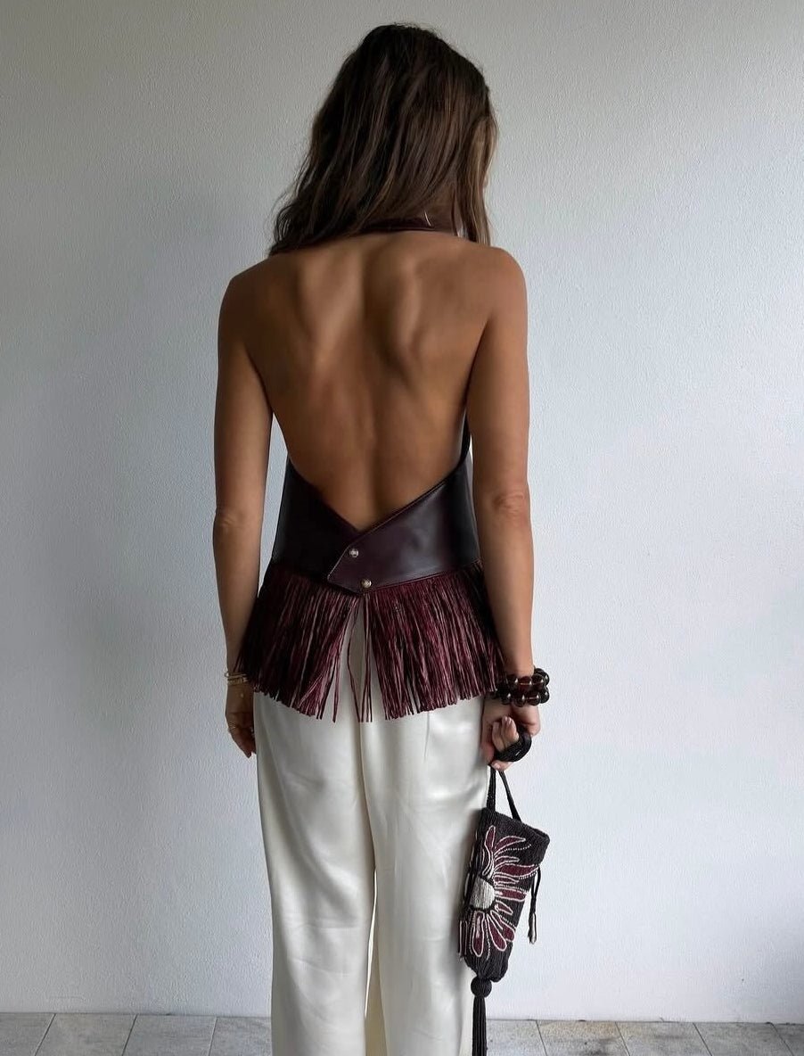 Gina halter top z umělé kůže s třásněmi