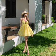 Vestido mini Abbie en capas con escote en V