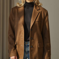 Adalinde blazer de ante sintético