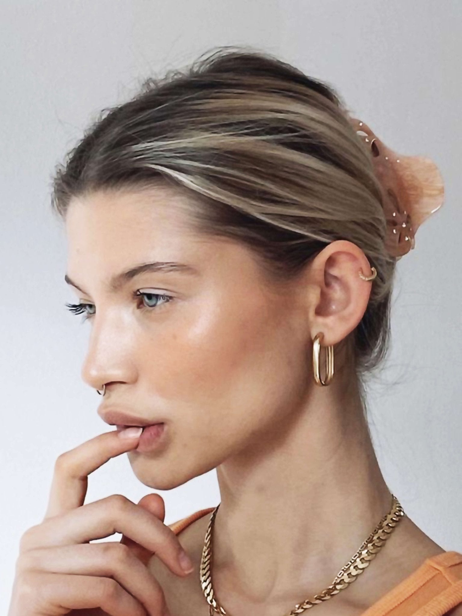 ZEYA - Emery Mini Hoop Earrings