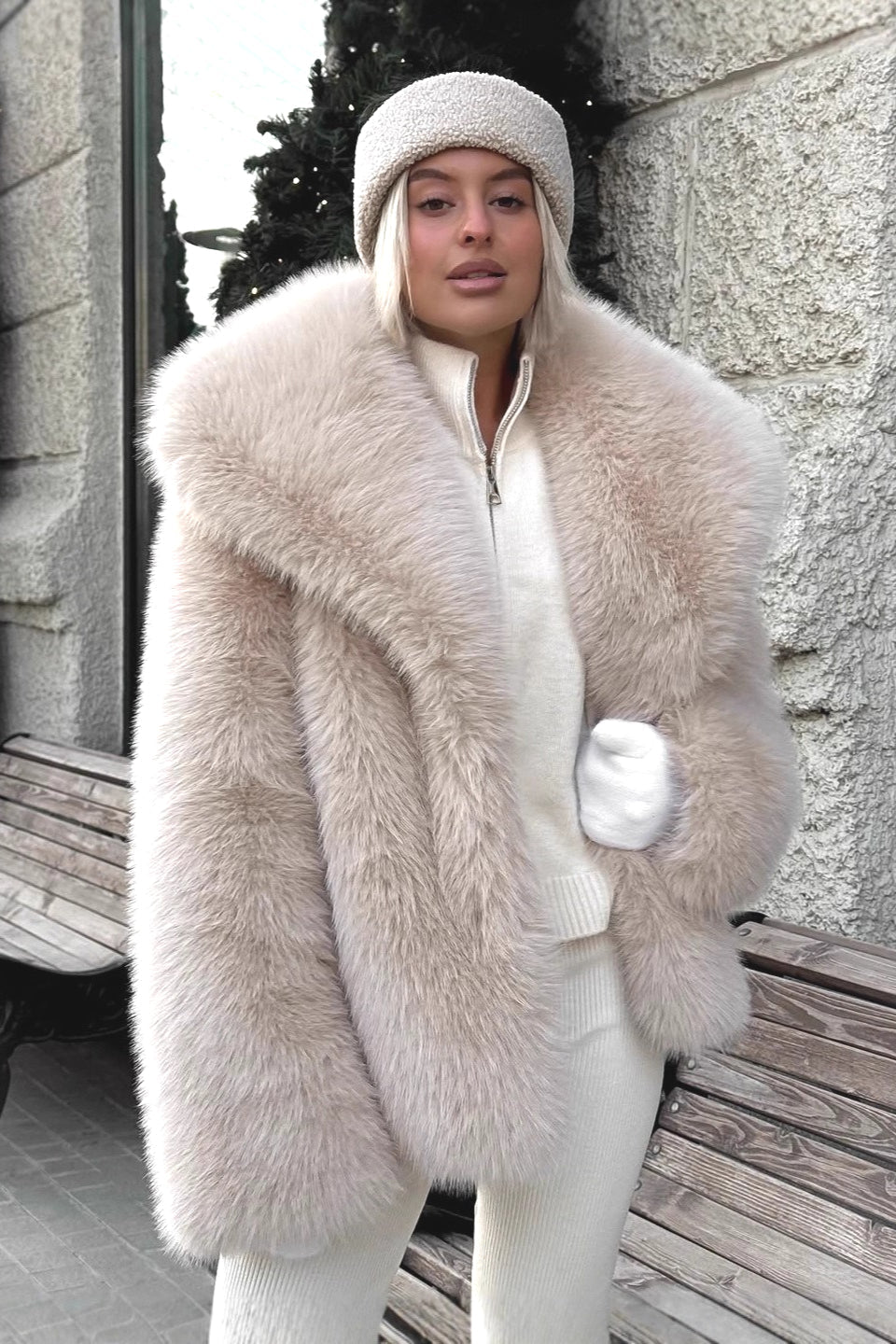 ZEYA - Emilie Puffy Collar Faux Fur Coat