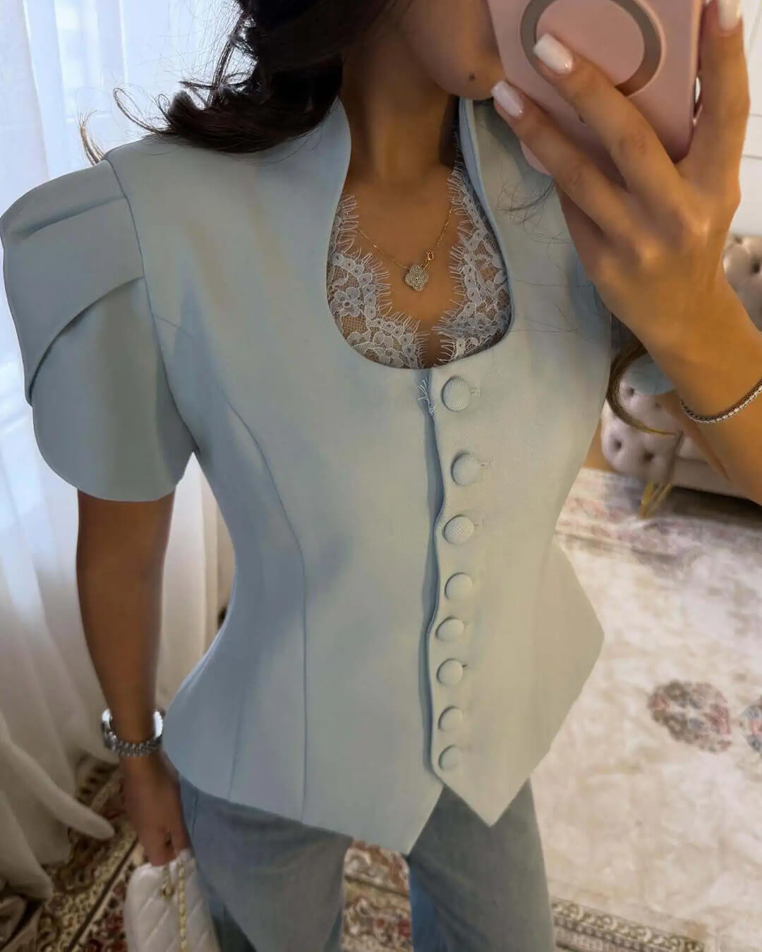 Leah top s knoflíkovou légou a stojáčkem