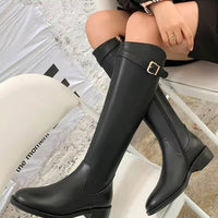 Kara Kniehohe Stiefel in Lederoptik