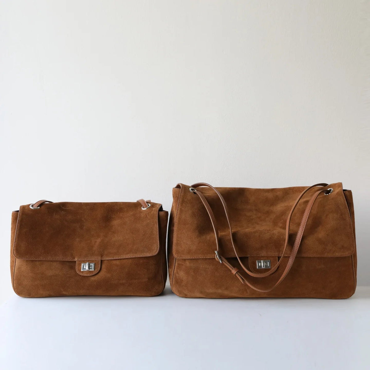 ZEYA - Lena Frosted Cowhide Retro Tote Bag