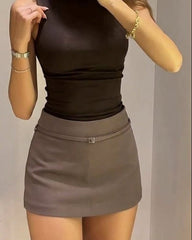 Lola skort so zapínaním na boku a opaskom