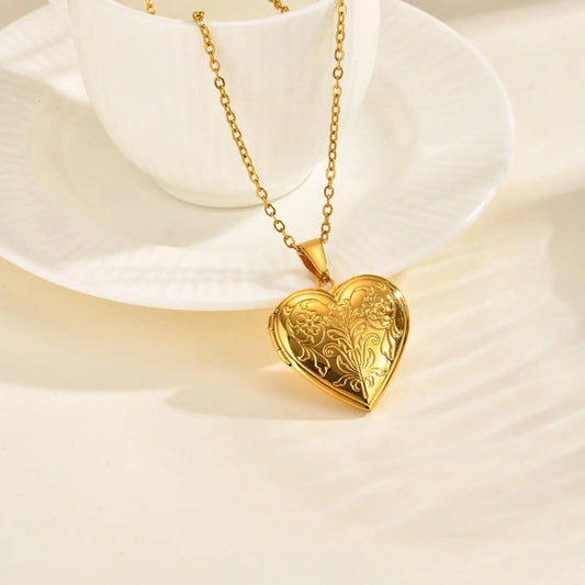 ZEYA - Love Locker Necklace