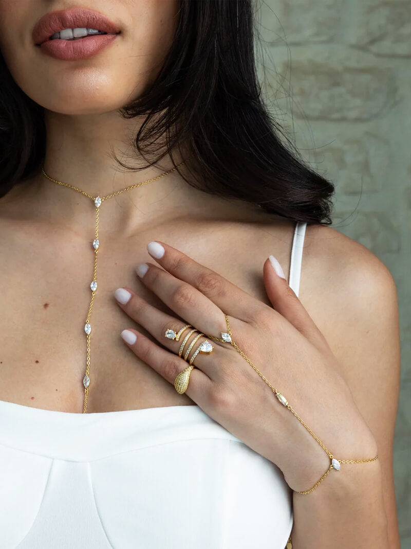 ZEYA - Marquise Hand Chain