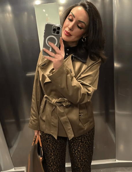 ZEYA - Mary Contrast Collar Belted Trench Coat