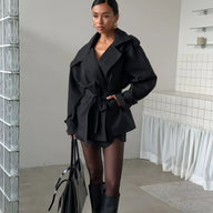 Melody Kort Trenchcoat