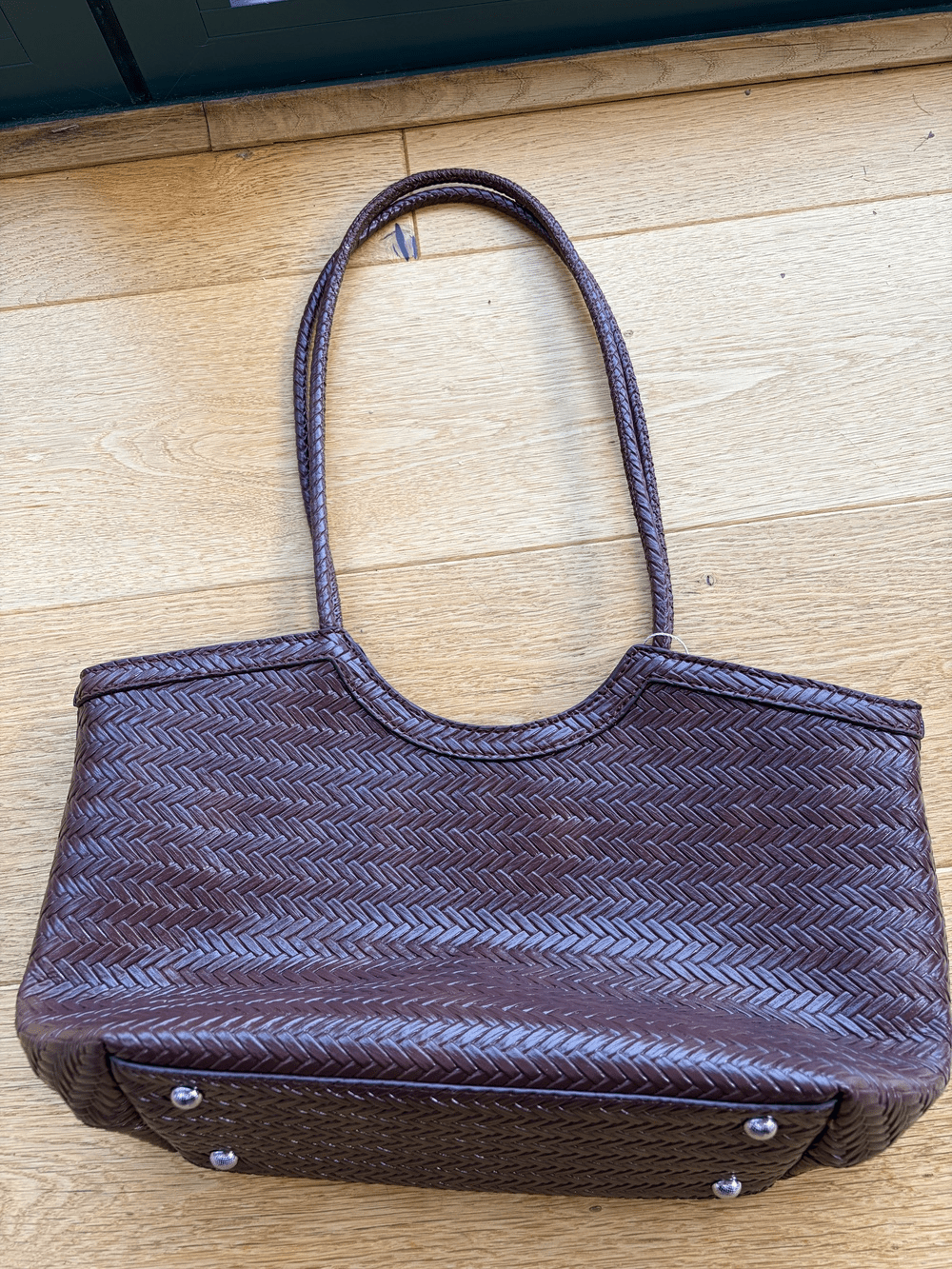Bolso Leona tejido de piel sintética
