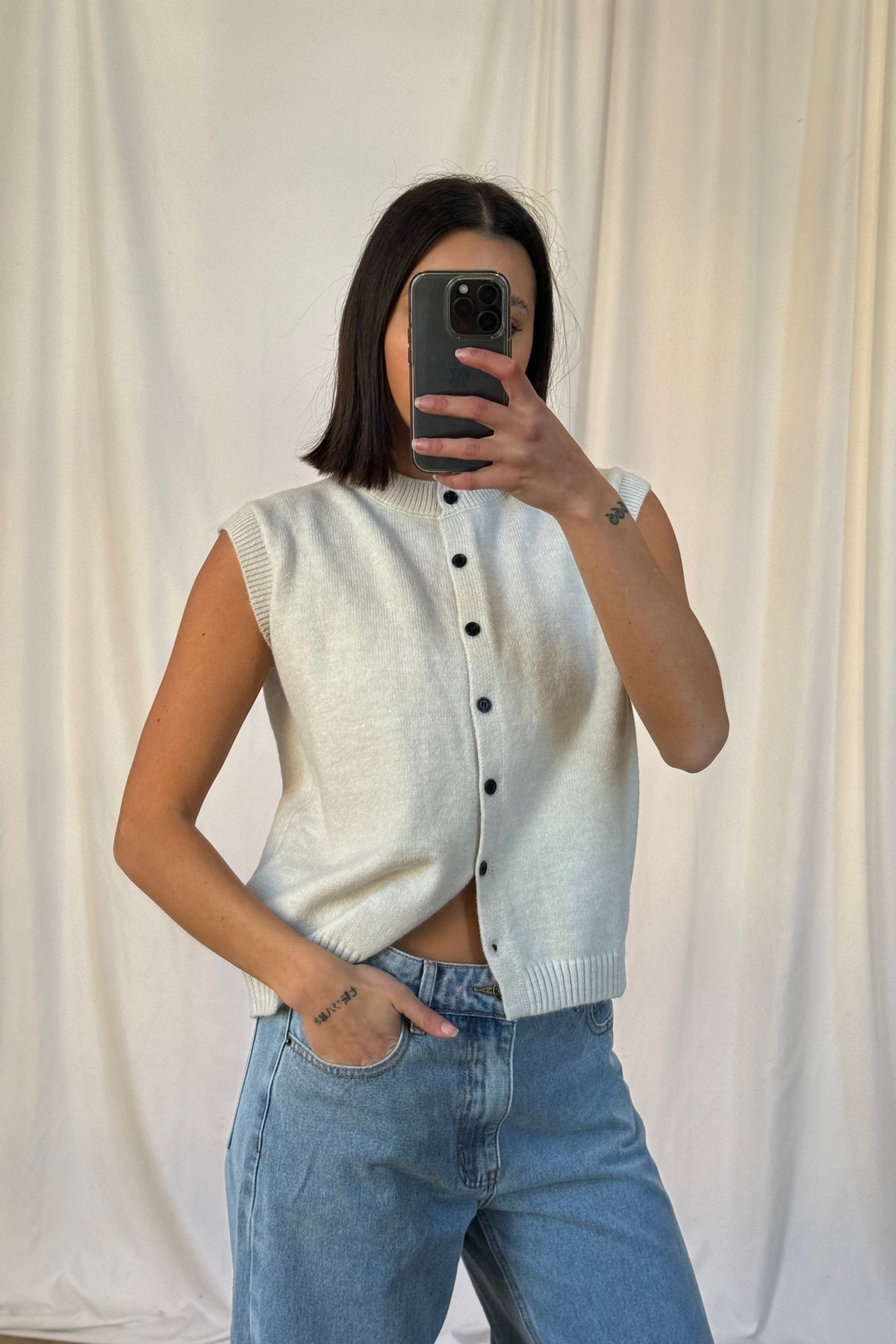 ZEYA - Rose Knitted Vest Cardigan