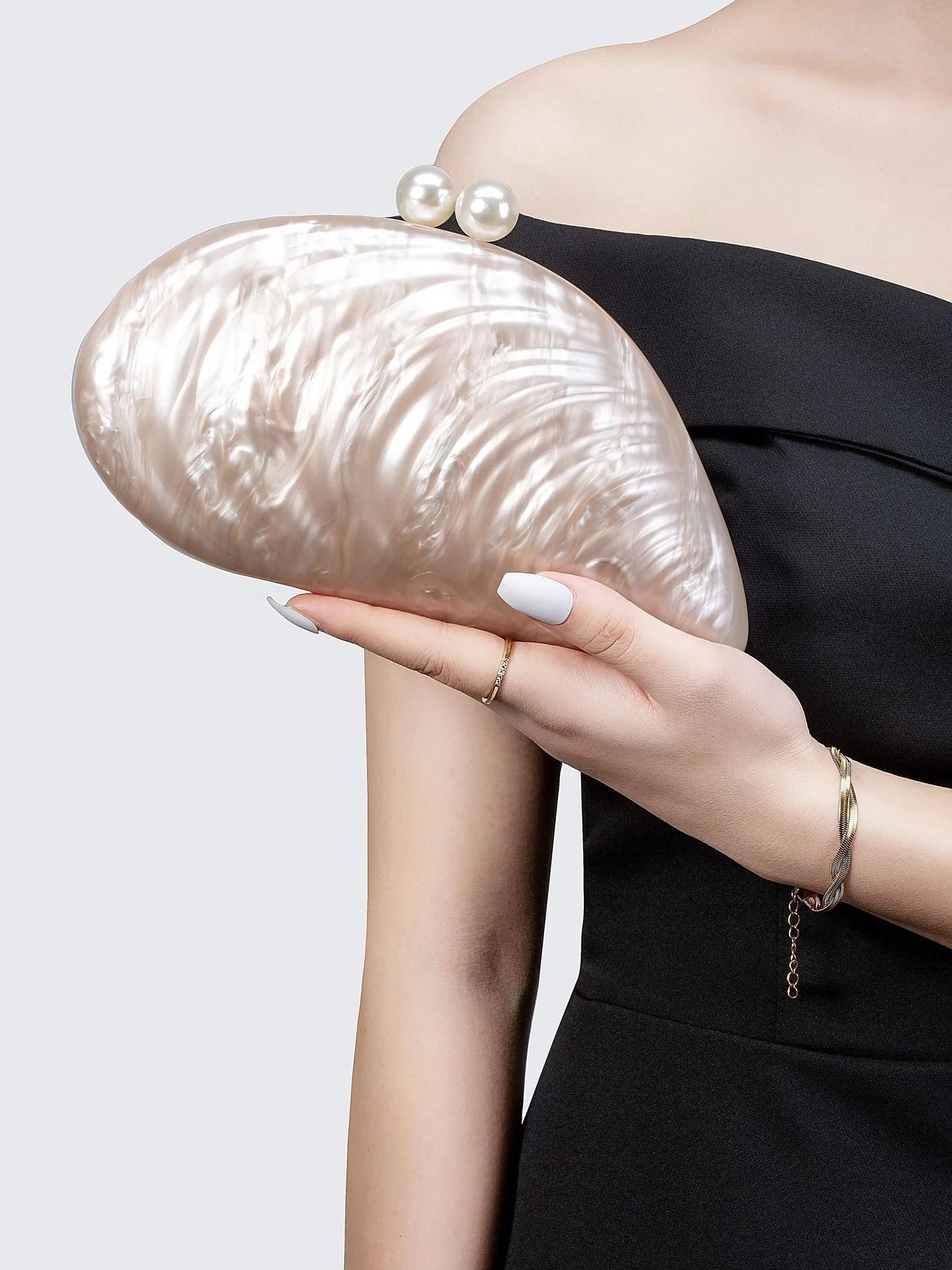 ZEYA - Sophia Shell Clutch