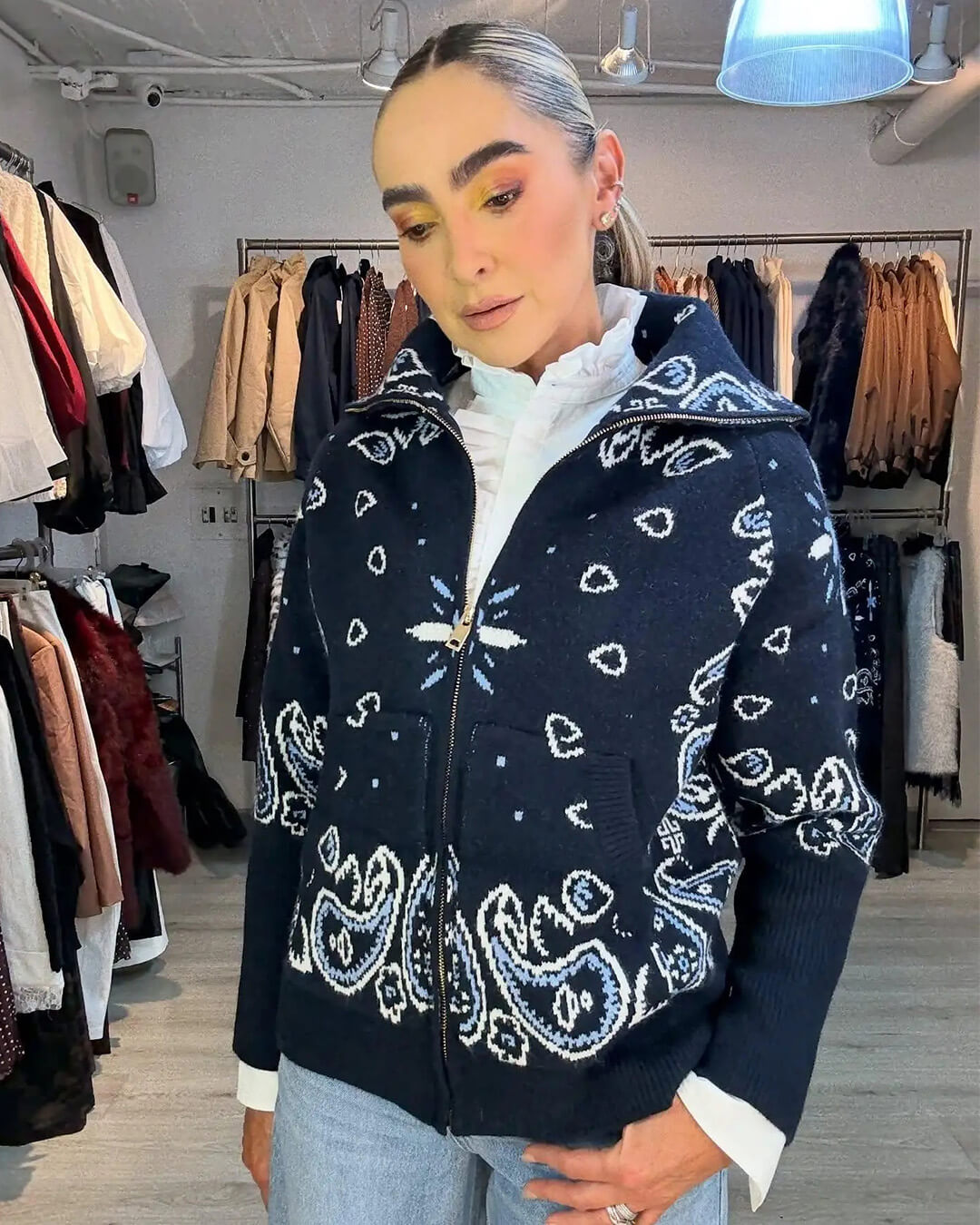 Stacey Paisley Strick-Cardigan