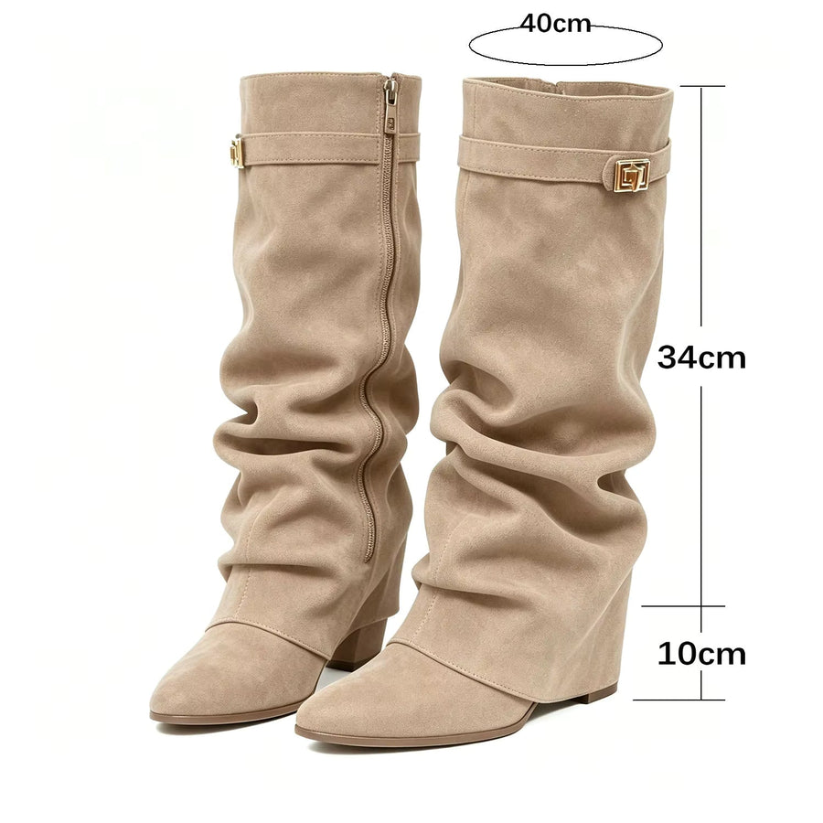 Teresa laars afmetingen: opening 40 cm, schacht 34 cm, hak 10 cm