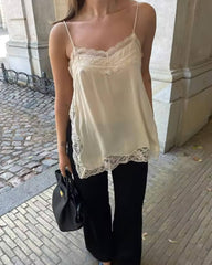 Valerie blondetopp med sidesplitt