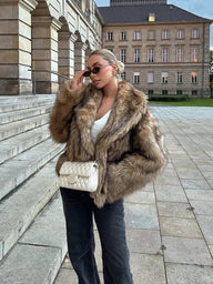 Ahlam Oversized kaput od umjetnog krzna